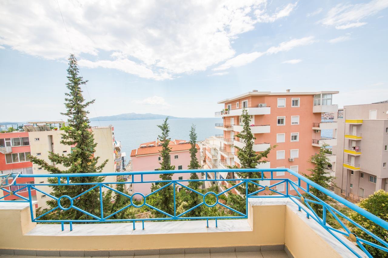 Blue Heaven Hotel Sarandë Esterno foto