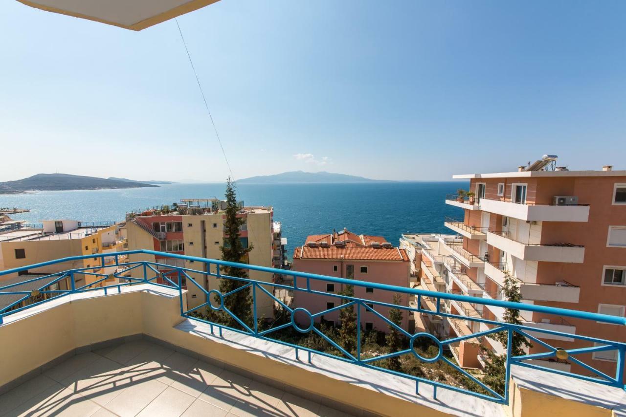 Blue Heaven Hotel Sarandë Esterno foto