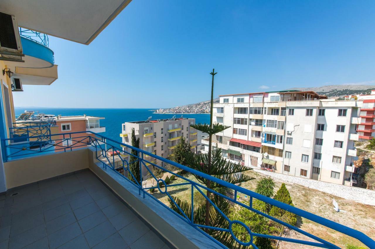 Blue Heaven Hotel Sarandë Esterno foto
